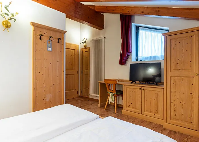 Hotel Castel Pietra